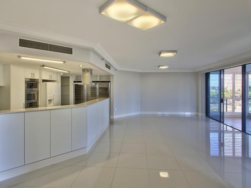 43/55 Darragh Street (Ferry Street), Kangaroo Point QLD 4169