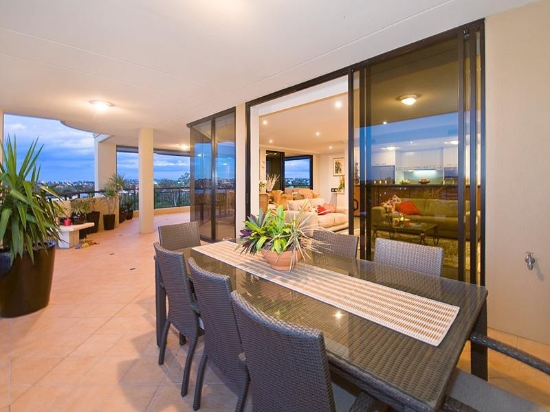 1003/241 Wellington Road, East Brisbane QLD 4169