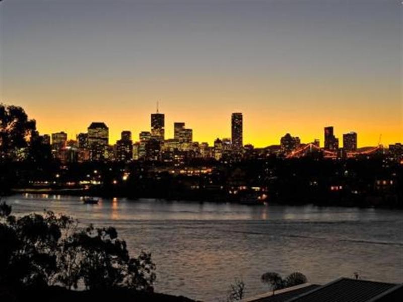 341/90 Wynnum Road, Norman Park QLD 4170