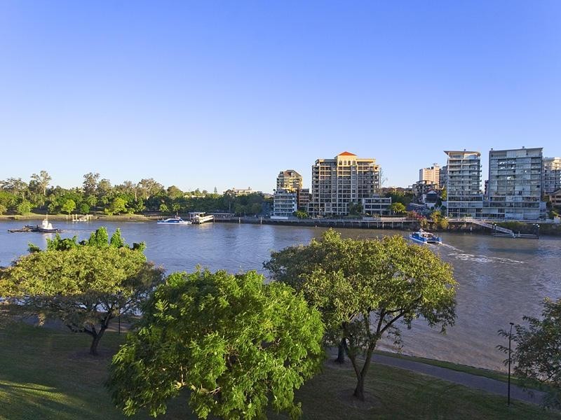 7/166 Oxlade Drive, New Farm QLD 4005