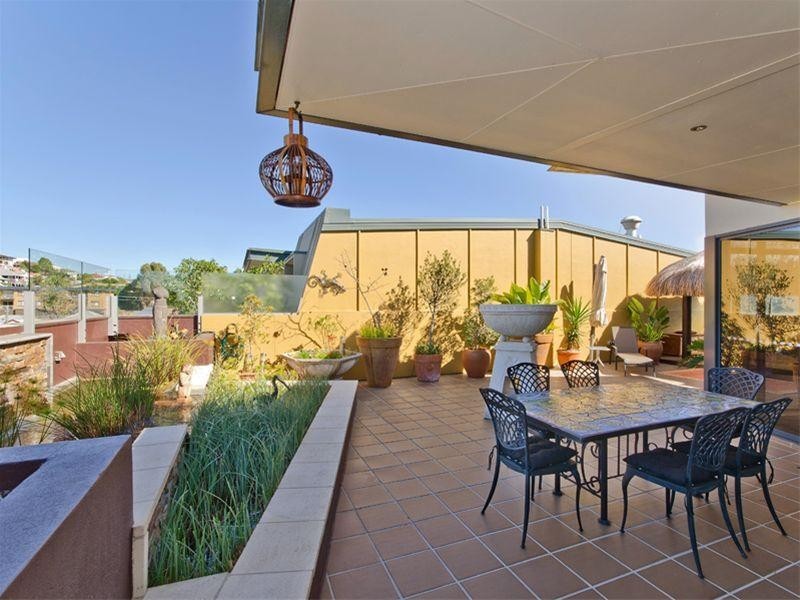 11/110 Commercial Road, Teneriffe QLD 4005