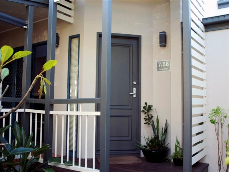 7/58 York Parade, Spring Hill QLD 4000