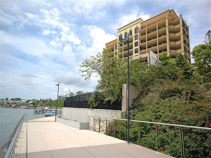 801/241 Wellington Street, East Brisbane QLD 4169