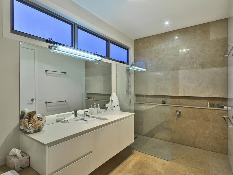 24 Turner Avenue, New Farm QLD 4005