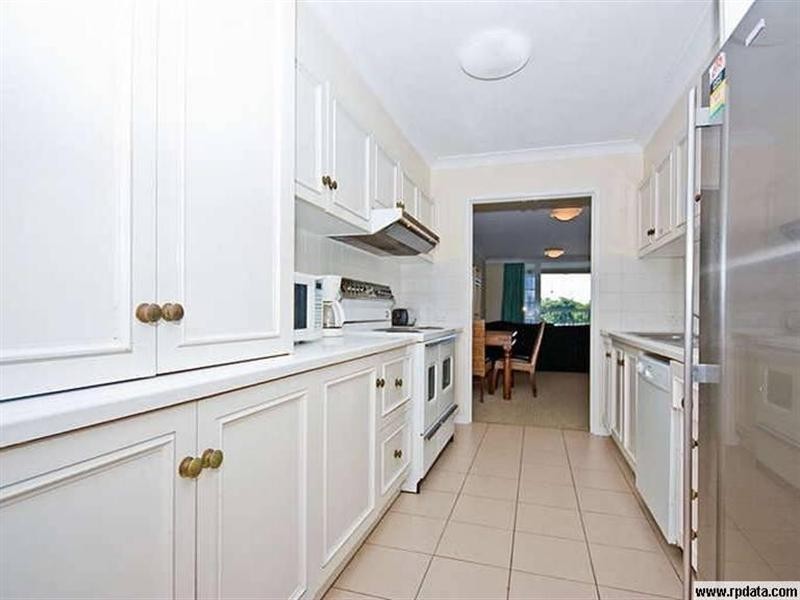 5/8 Sandford Street, St Lucia QLD 4067