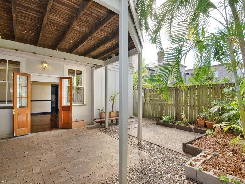 1/147 Merthyr Road, New Farm QLD 4005