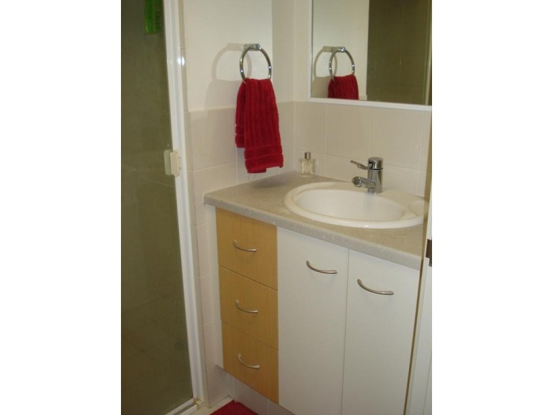 1/41 Oxlade Drive, New Farm QLD 4005