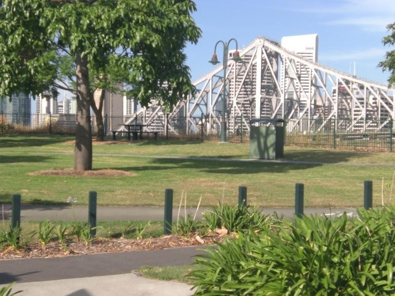 4/20 Bowen Street, New Farm QLD 4005