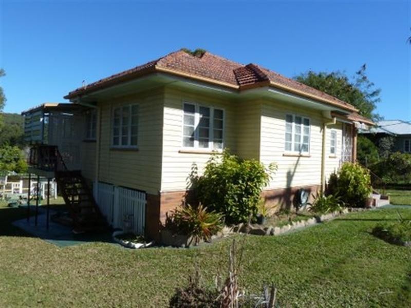 12 Piddington Street, Ashgrove QLD 4060