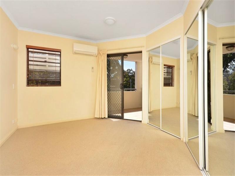 10/15 Newstead Avenue, Newstead QLD 4006