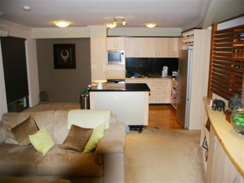 4/31 Helen Street, Teneriffe QLD 4005