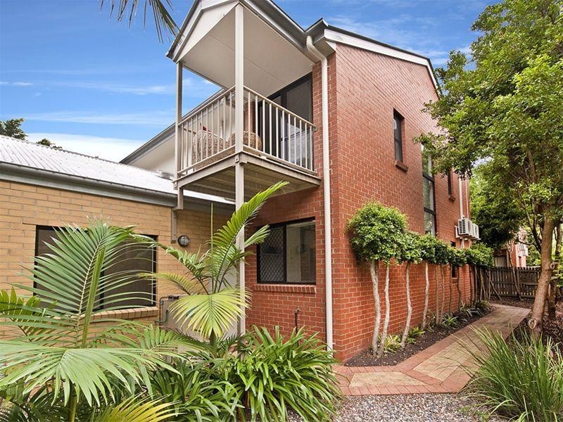 4/64 Browne Street, New Farm QLD 4005