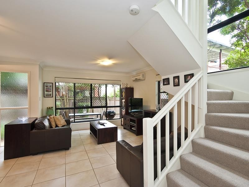 4/64 Browne Street, New Farm QLD 4005