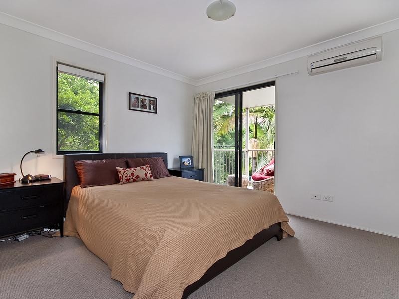 4/64 Browne Street, New Farm QLD 4005