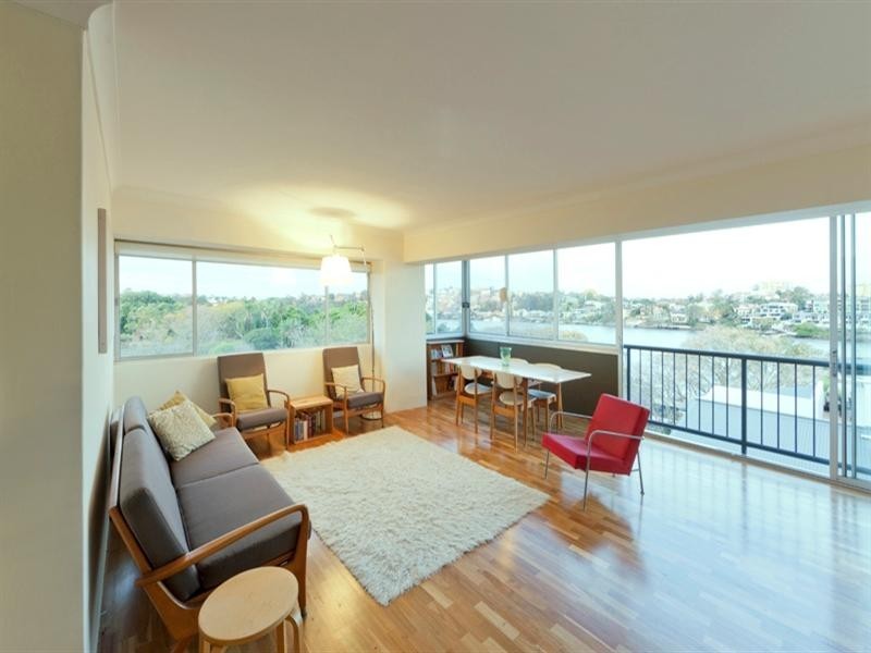 22/2 Oxlade Drive, New Farm QLD 4005