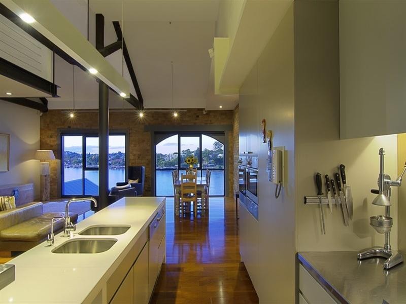 2422/32 Refinery Parade, New Farm QLD 4005