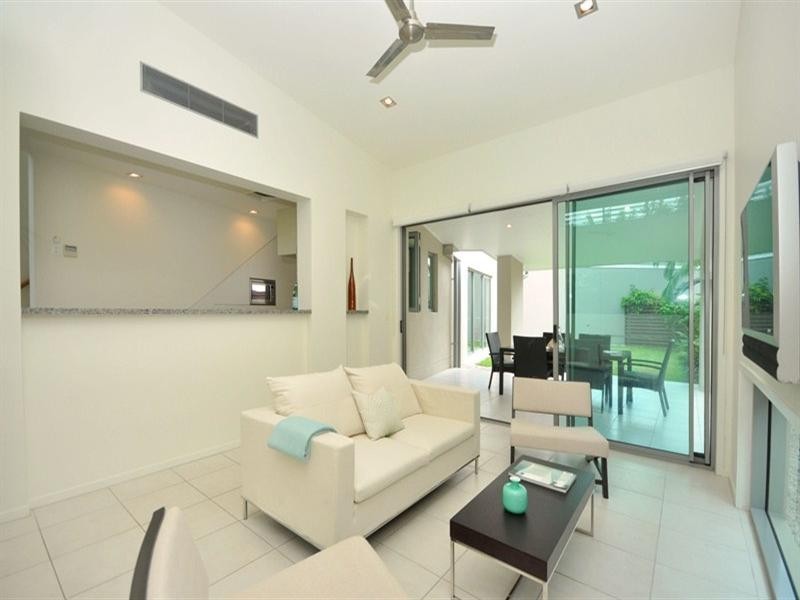 14 Hopetoun Way, New Farm QLD 4005