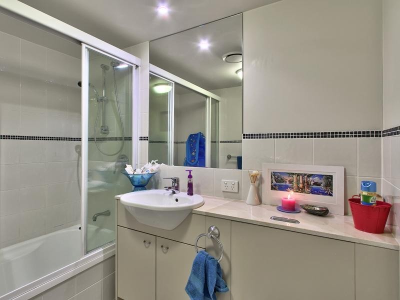 420/100 Bowen Terrace, Fortitude Valley QLD 4006