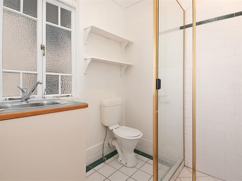 5/147 Merthyr Road, New Farm QLD 4005