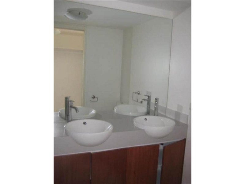 9/45 Doggett Street, Teneriffe QLD 4005