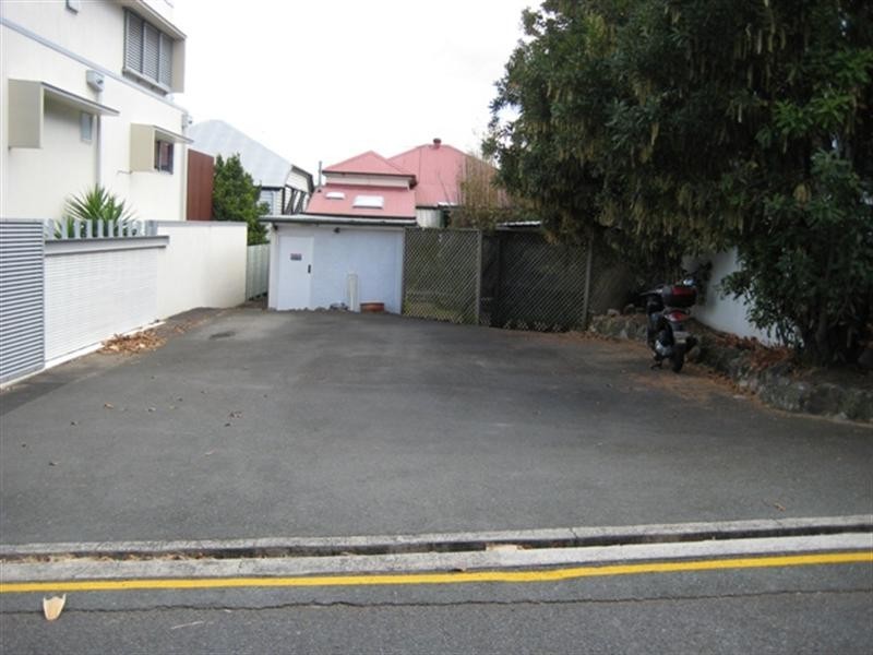 43 Doggett Street, Teneriffe QLD 4005