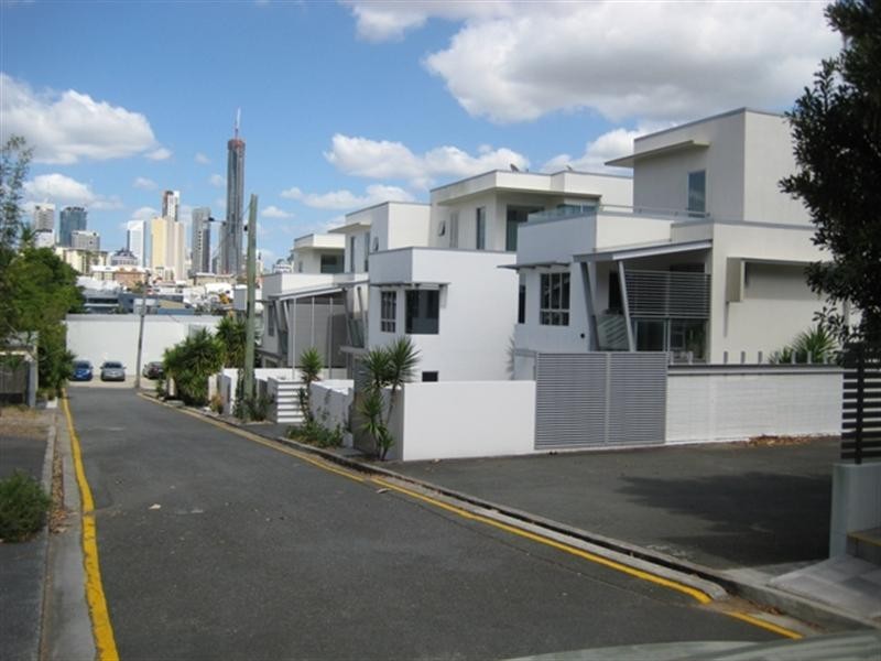 43 Doggett Street, Teneriffe QLD 4005