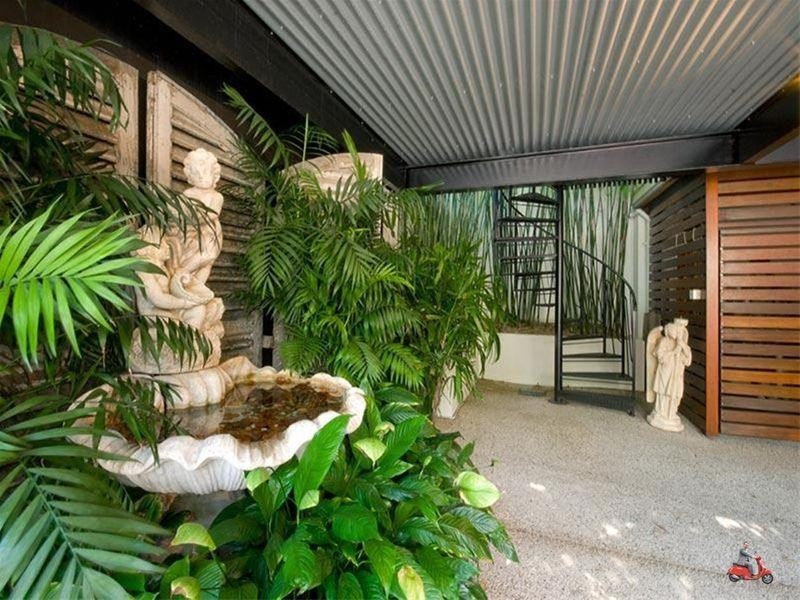 4 Hipwood Street, Spring Hill QLD 4000