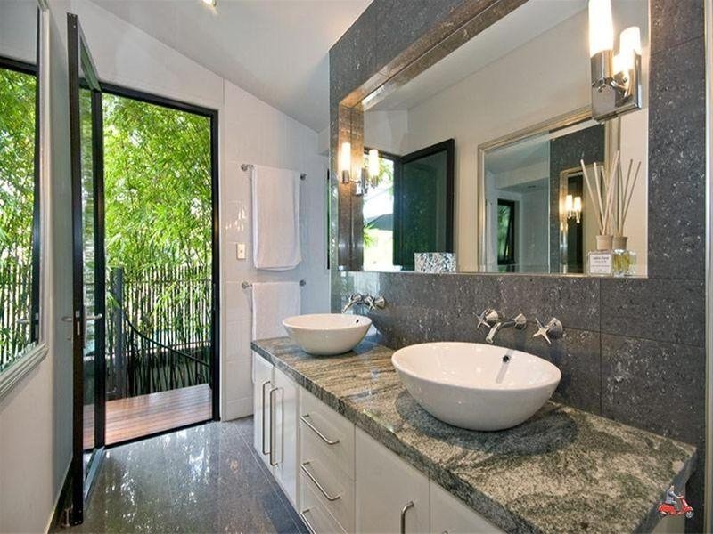 4 Hipwood Street, Spring Hill QLD 4000