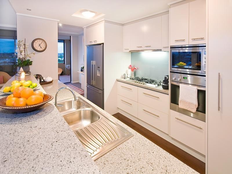 1003/241 Wellington Road, East Brisbane QLD 4169