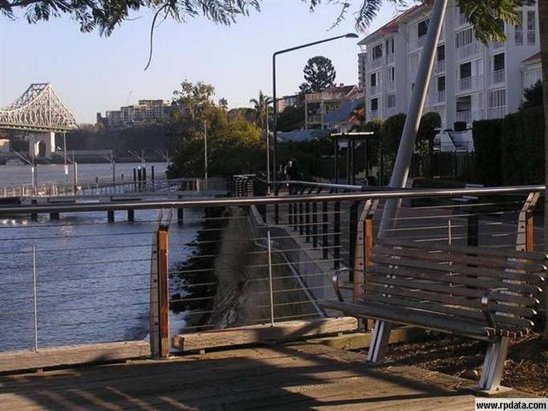 1/18 Griffith Street, New Farm QLD 4005