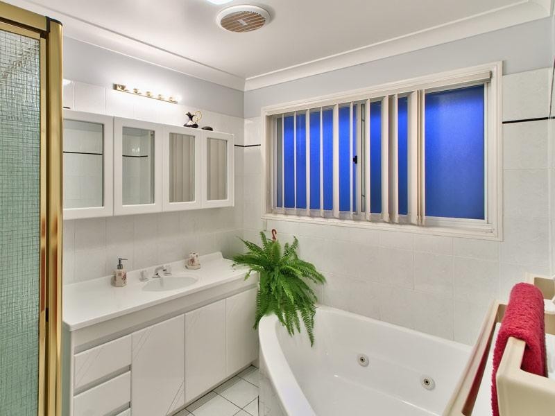 29 Hilltop Crescent, Alexandra Hills QLD 4161