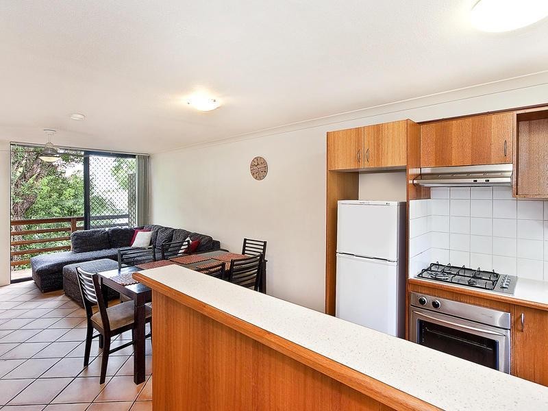 27 Hamley, Wooloowin QLD 4030