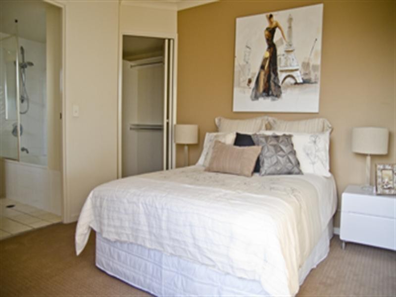 601/21 Patrick Lane, Toowong QLD 4066