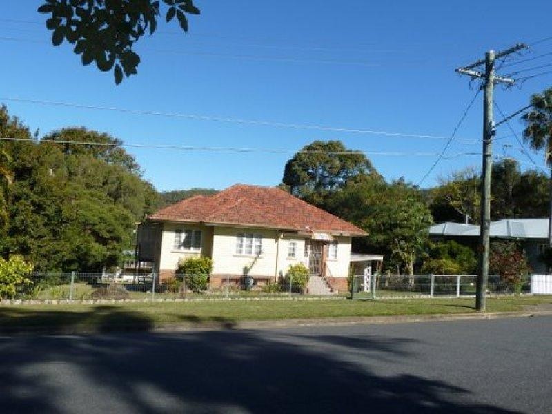 12 Piddington Street, Ashgrove QLD 4060