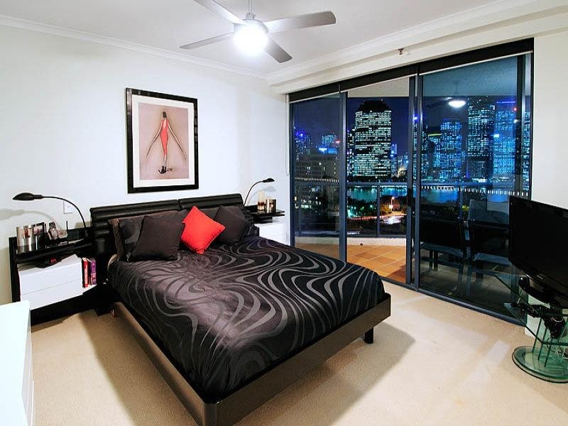 96/42 Ferry Street, Kangaroo Point QLD 4169