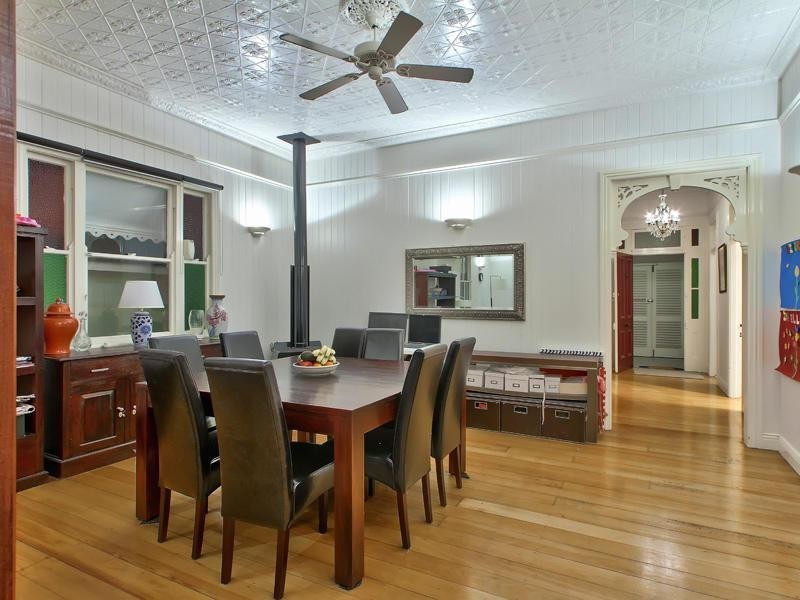 17 Locke Street, New Farm QLD 4005