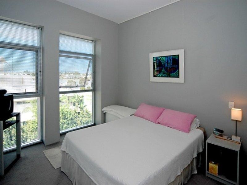 217/38 Skyring Terrace, Teneriffe QLD 4005