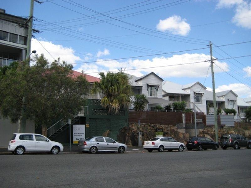 43 Doggett Street, Newstead QLD 4006