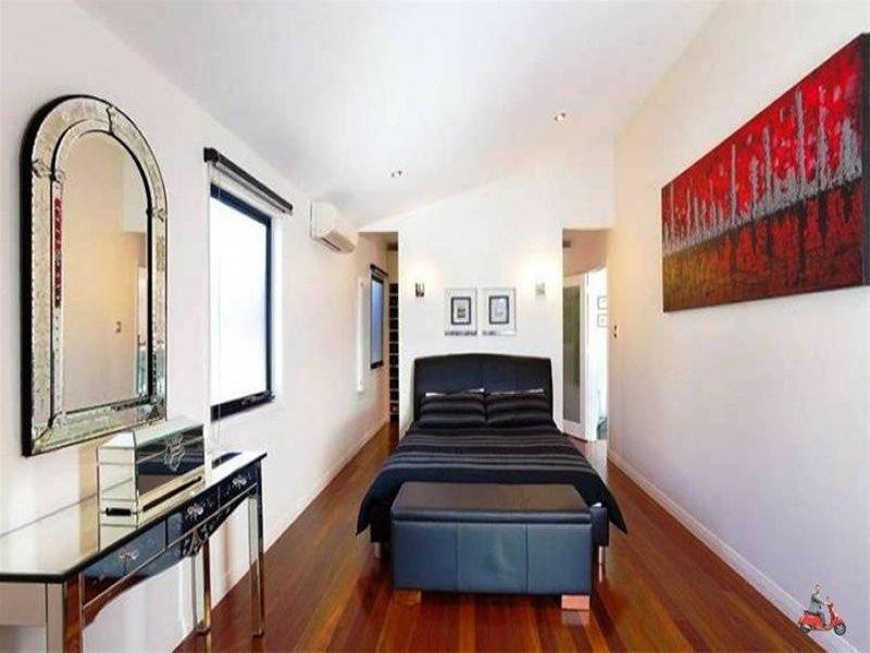 4 Hipwood Street, Spring Hill QLD 4000