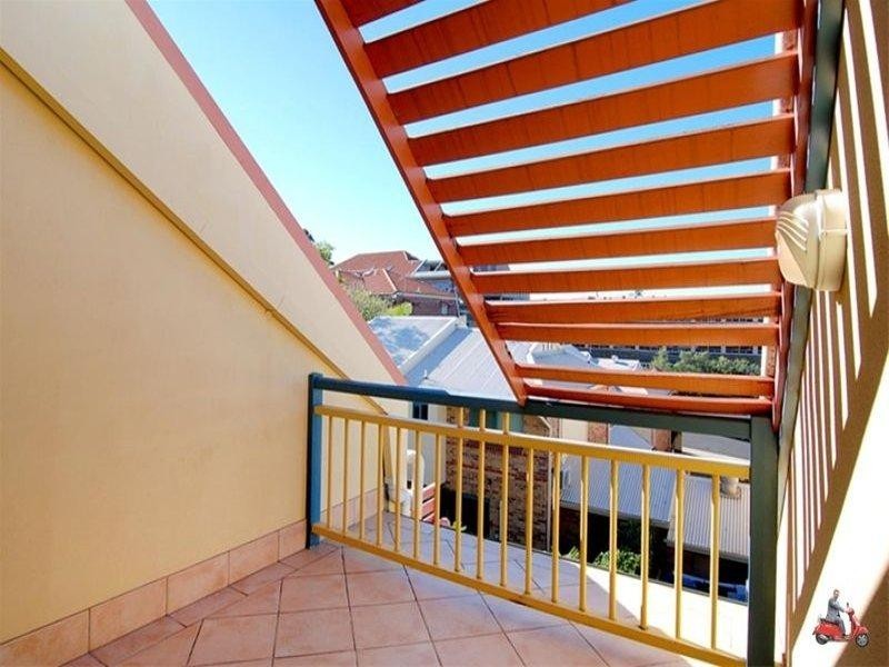 3/58 York Parade, Spring Hill QLD 4000