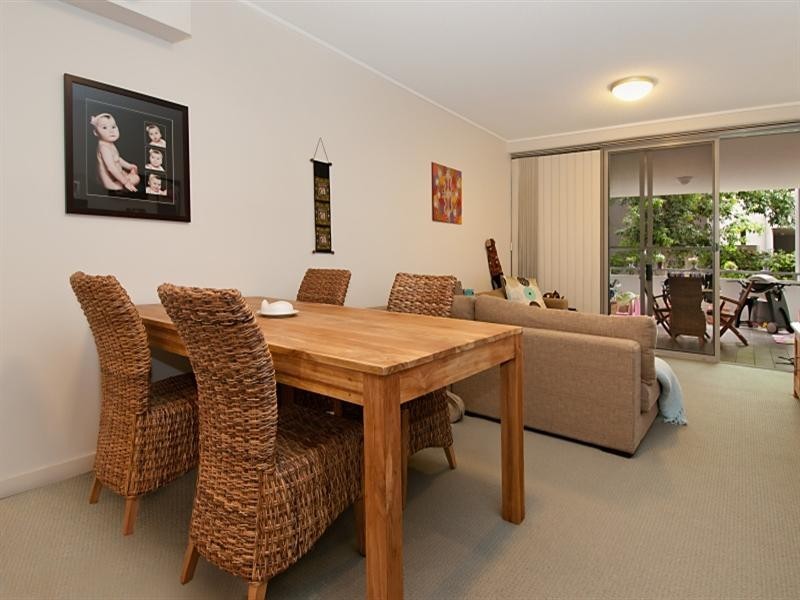 211/71 Beeston Street, Teneriffe QLD 4005