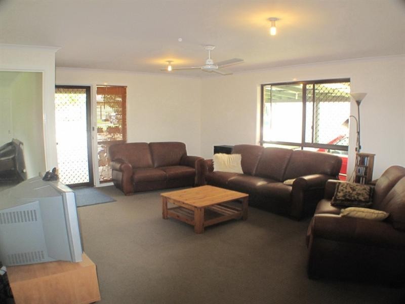 14 Lawn Terrace, Capalaba QLD 4157