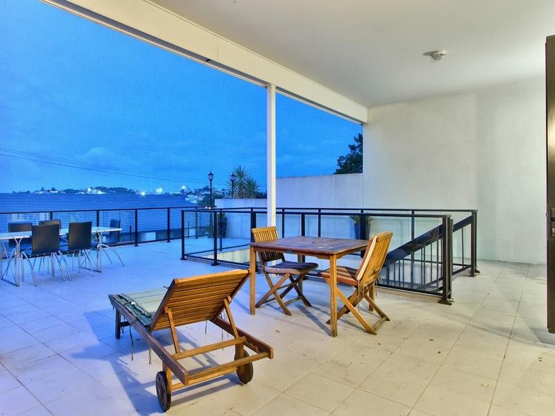 27 Jordan Terrace, Newstead QLD 4006