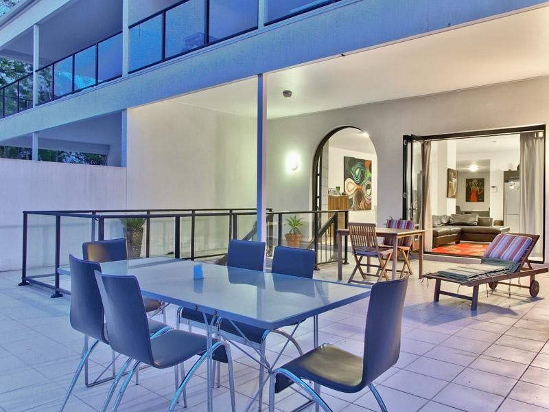 27 Jordan Terrace, Newstead QLD 4006