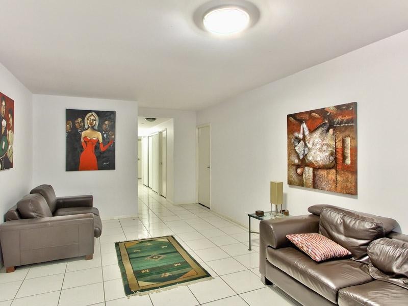 27 Jordan Terrace, Newstead QLD 4006