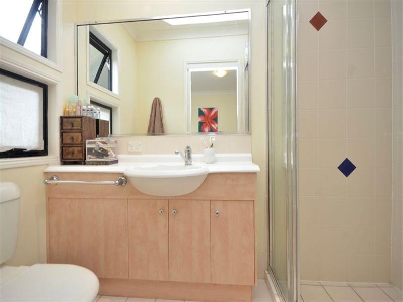 1/9 Bennett Street, Toowong QLD 4066