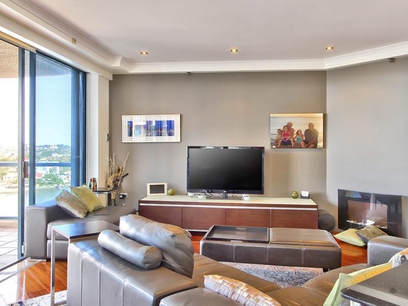 56/42 Ferry Street, Kangaroo Point QLD 4169