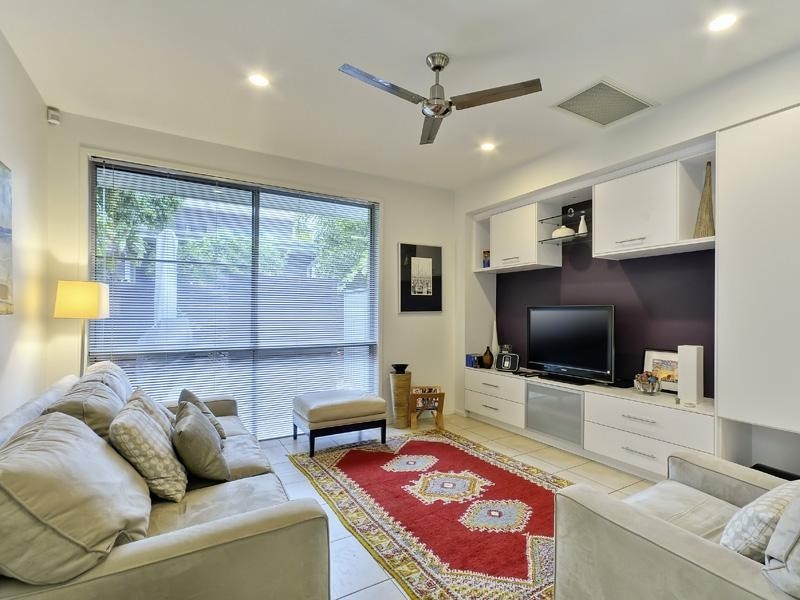 36 Refinery Parade, New Farm QLD 4005