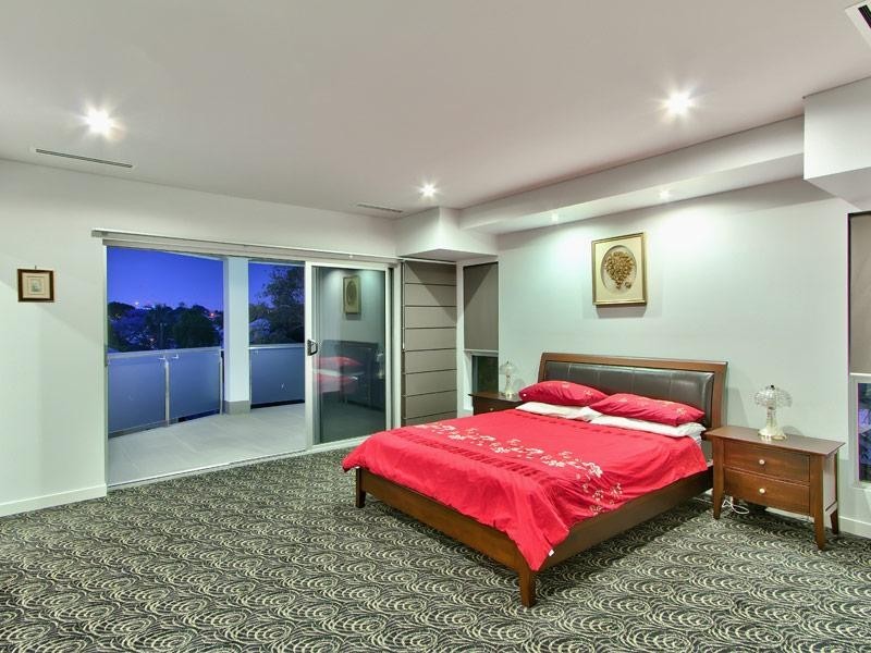 31 Wynberg Lane, New Farm QLD 4005