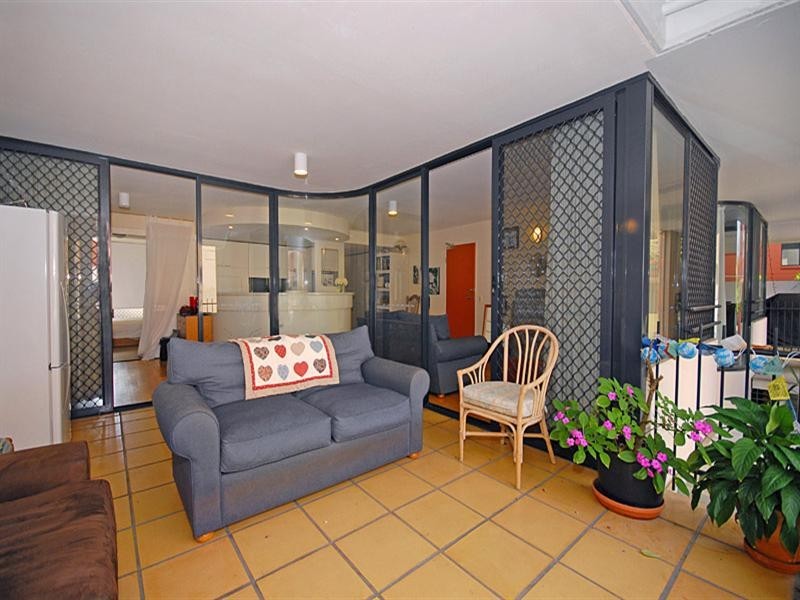 21/120 Sydney Street, New Farm QLD 4005